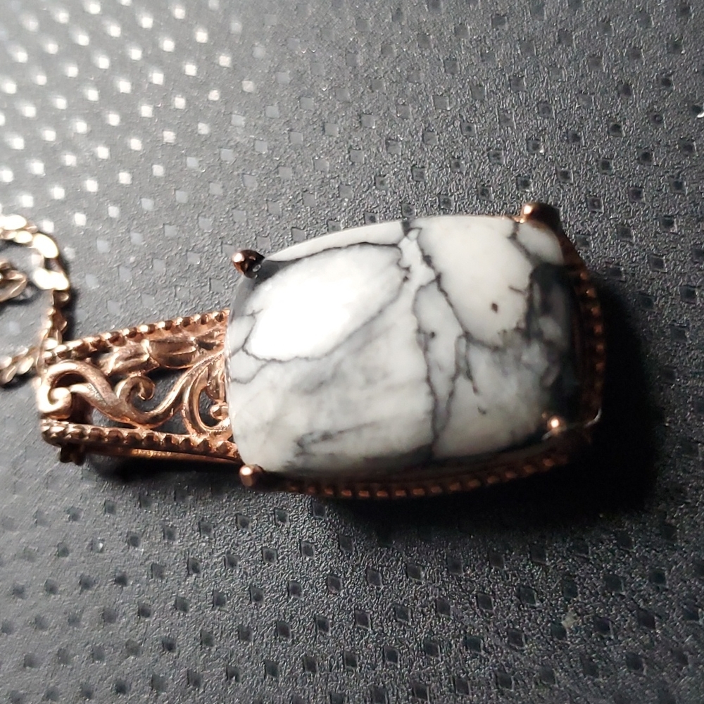 Austrian Pinolith Pendant with copper magnet therapy Italian Rose Gold plated - Picture 2 of 8
